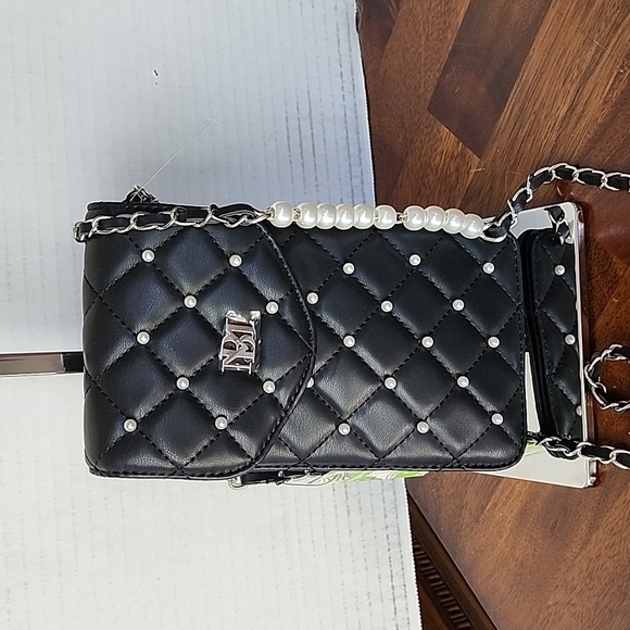 Badgley Mischka Handbags - Badgley mishka phone case w/cc holder